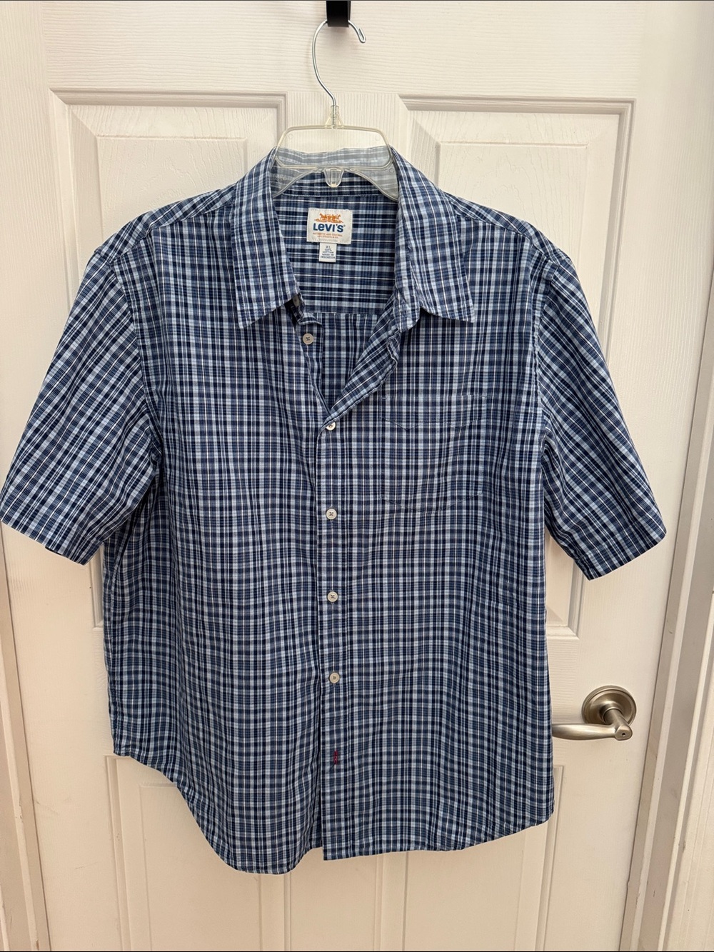 Levi’s Men’s XL 100% Cotton Blue Plaid Short Sleeve Button-Up Shirt NWOT
